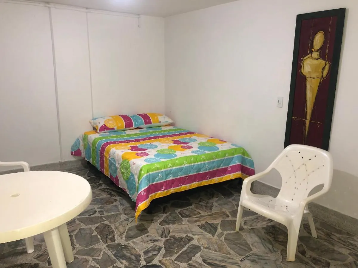 Apartamento Comodo En Laureles , Centrico Y Bien Ubicado 201 Lägenhet Medellín
